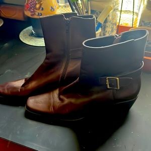 Ann Klein iflex brown boots. Size 8